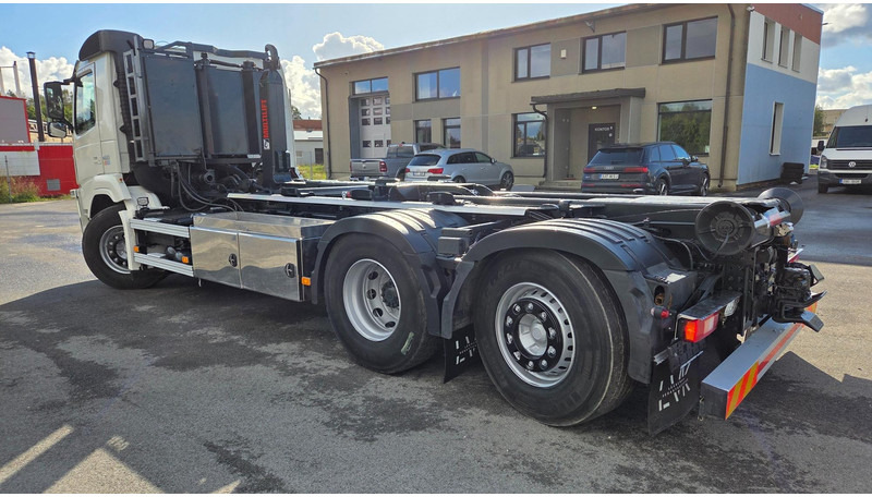 Volvo FM460 6X2*4 - شاحنة ذات الخطاف: صور 4 Volvo FM460 6X2*4 - شاحنة ذات الخطاف: صور 4