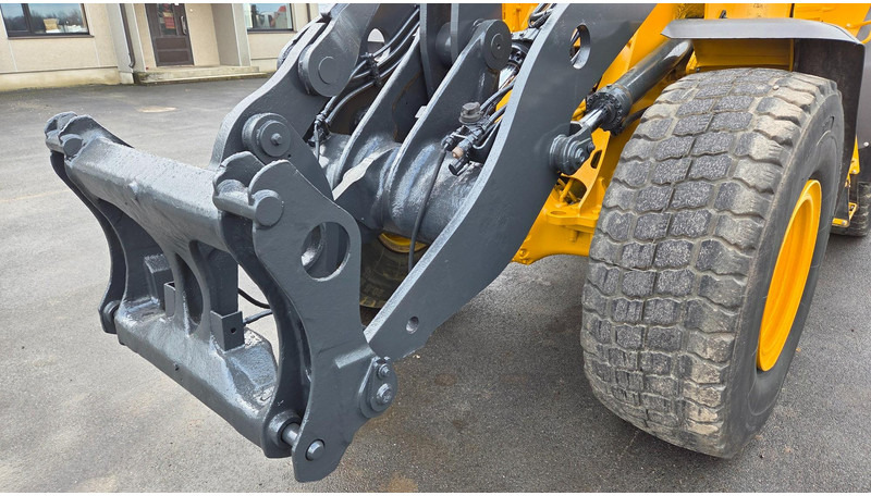 Volvo L60E 4X4 - اللودر بعجل: صور 5 Volvo L60E 4X4 - اللودر بعجل: صور 5