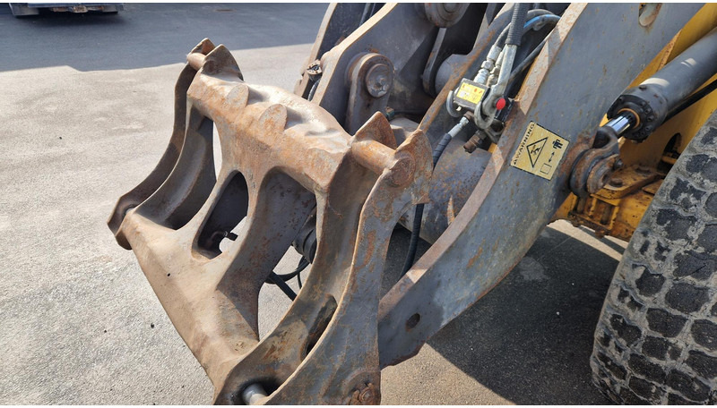 Volvo L90F - اللودر بعجل: صور 5 Volvo L90F - اللودر بعجل: صور 5