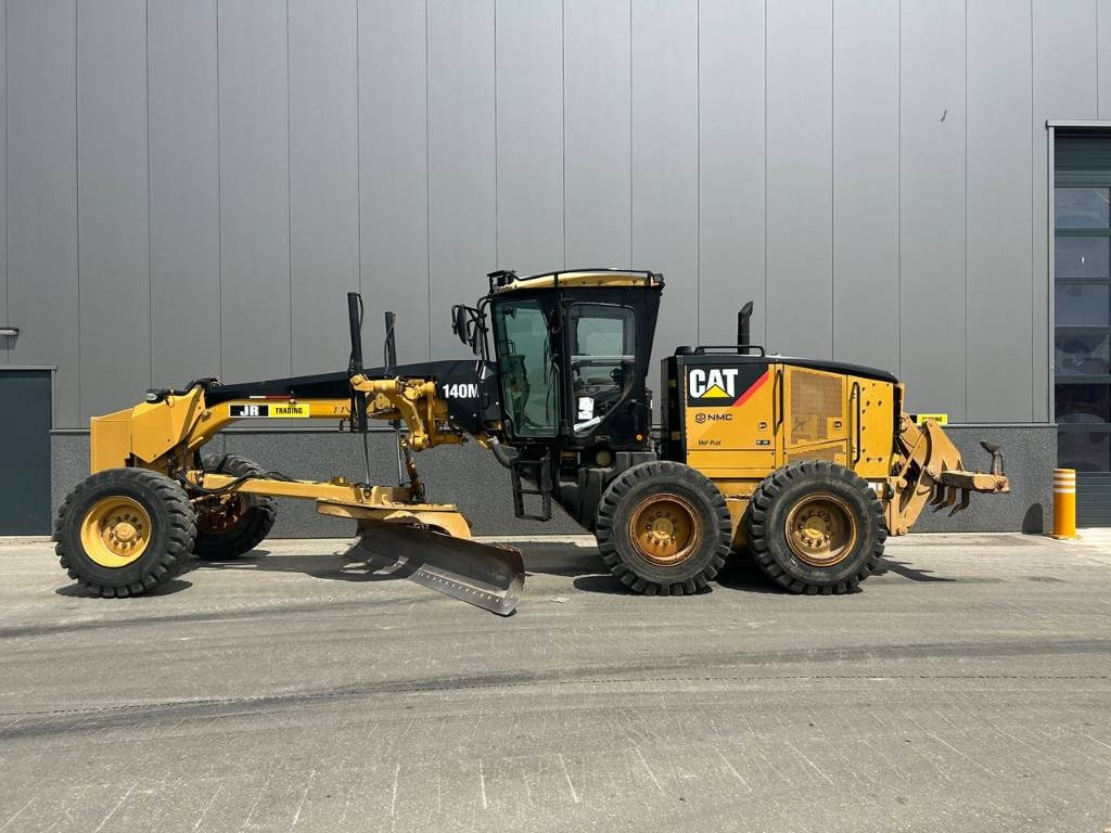 CAT 140 M (CE Certified) - آلة تسوية الأرض: صور 1 CAT 140 M (CE Certified) - آلة تسوية الأرض: صور 1