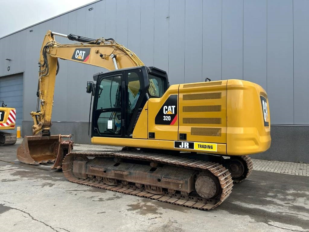 CAT 320 (Trimble / 2 Buckets) - حفارات زحافة: صور 3 CAT 320 (Trimble / 2 Buckets) - حفارات زحافة: صور 3