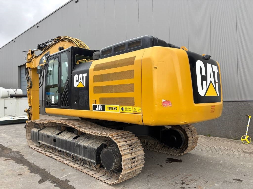 CAT 336F L XE (New Undercarriage) - حفارات زحافة: صور 3 CAT 336F L XE (New Undercarriage) - حفارات زحافة: صور 3