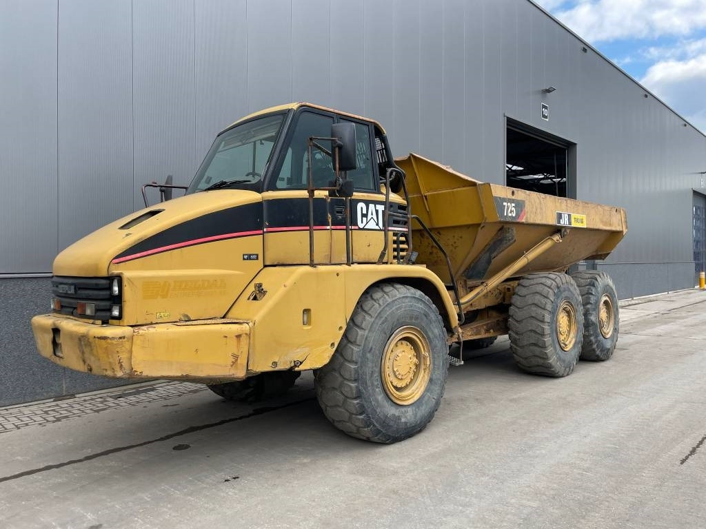 CAT 725 (CE certified - good working condition) - شاحنة مفصلية: صور 1 CAT 725 (CE certified - good working condition) - شاحنة مفصلية: صور 1