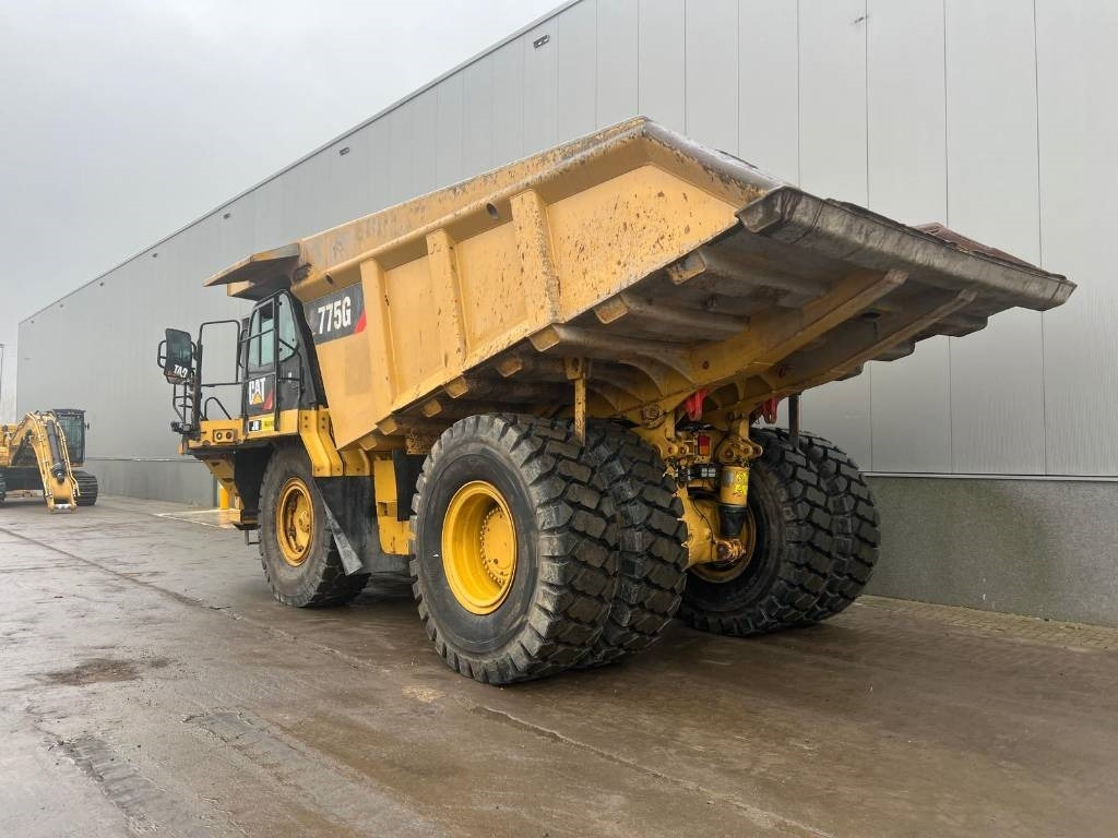 CAT 775 G - شاحنة قلابة للمحاجر: صور 3 CAT 775 G - شاحنة قلابة للمحاجر: صور 3