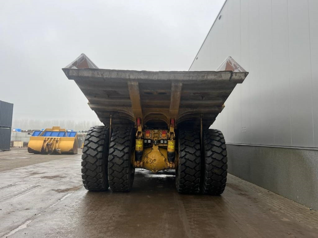 CAT 775 G - شاحنة قلابة للمحاجر: صور 4 CAT 775 G - شاحنة قلابة للمحاجر: صور 4