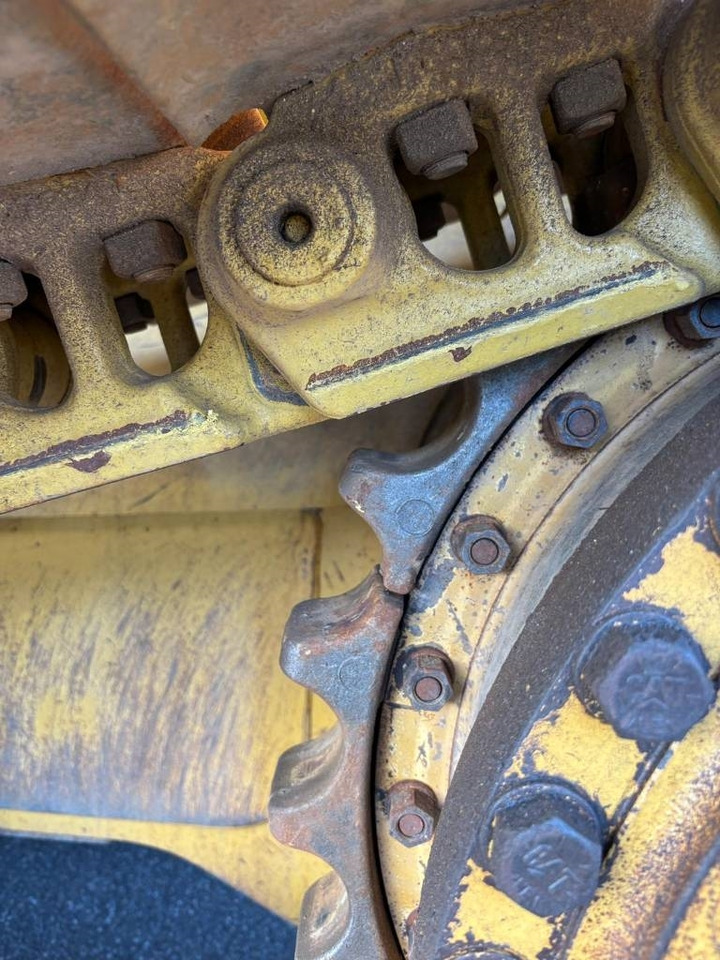 CAT D 6 T LGP (CE / New UC) - بلدوزر: صور 5 CAT D 6 T LGP (CE / New UC) - بلدوزر: صور 5