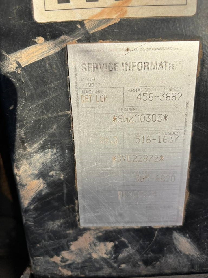 CAT D 6 T LGP (CE / New UC) - بلدوزر: صور 2 CAT D 6 T LGP (CE / New UC) - بلدوزر: صور 2