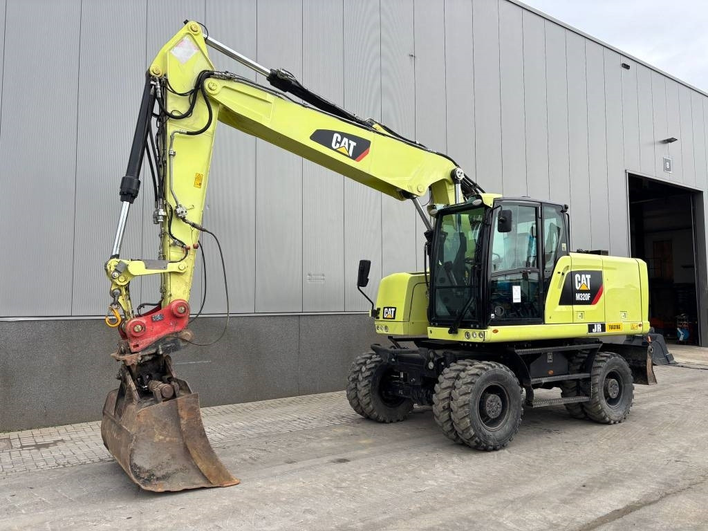 CAT M 320 F - حفارة على عجلات: صور 2 CAT M 320 F - حفارة على عجلات: صور 2