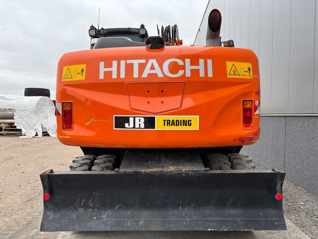 Hitachi ZX 140 W-5B  - حفارة على عجلات: صور 4 Hitachi ZX 140 W-5B  - حفارة على عجلات: صور 4