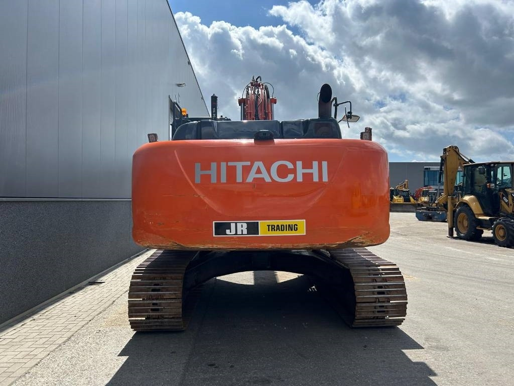 Hitachi ZX 250 LC-6 (GPS Prepared) - حفارات زحافة: صور 4 Hitachi ZX 250 LC-6 (GPS Prepared) - حفارات زحافة: صور 4