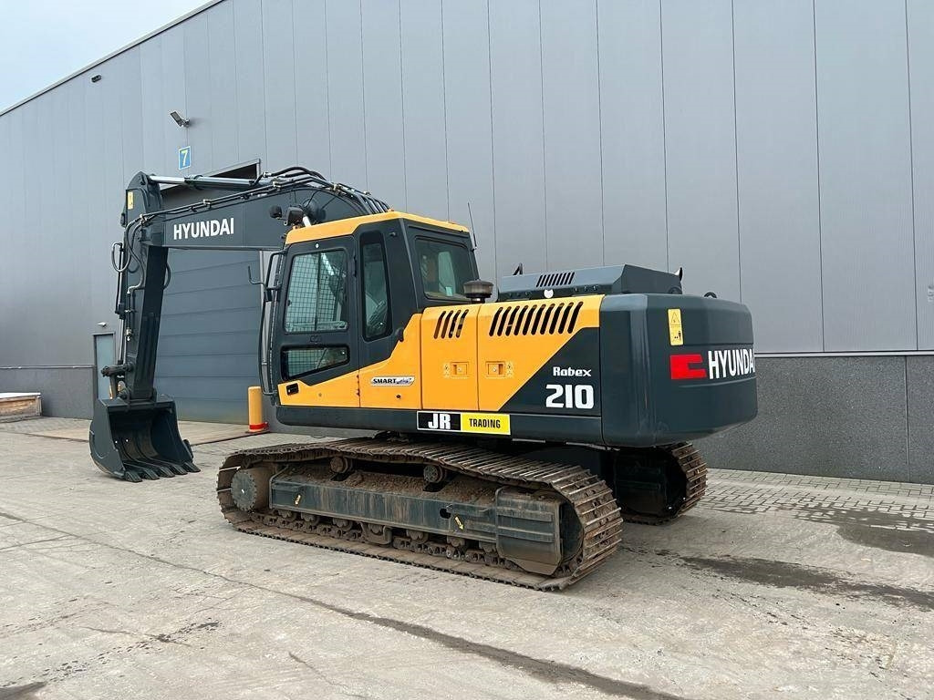 Hyundai R 210  - حفارات زحافة: صور 3 Hyundai R 210  - حفارات زحافة: صور 3