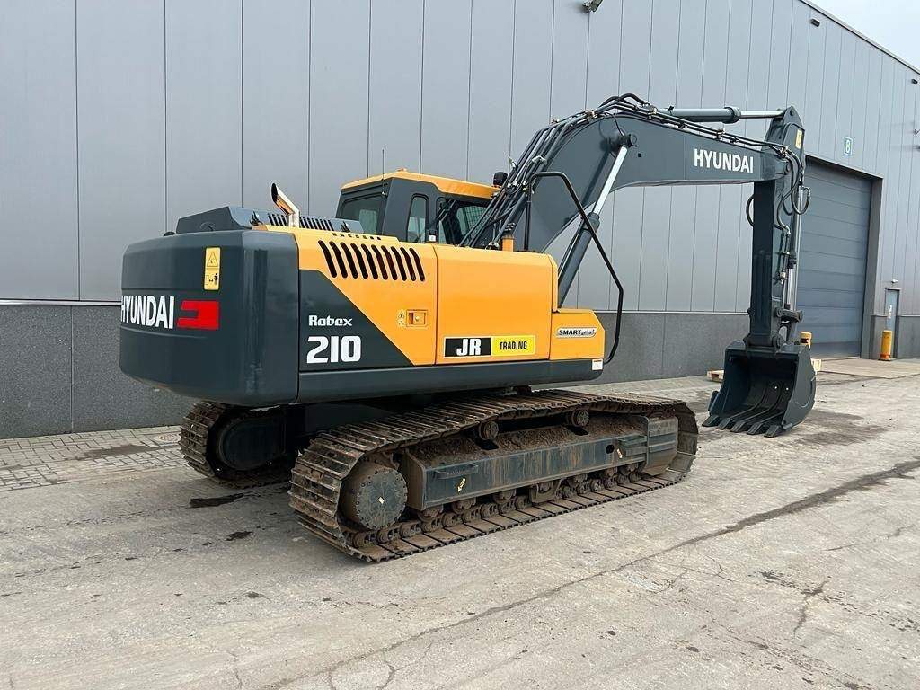 Hyundai R 210  - حفارات زحافة: صور 5 Hyundai R 210  - حفارات زحافة: صور 5