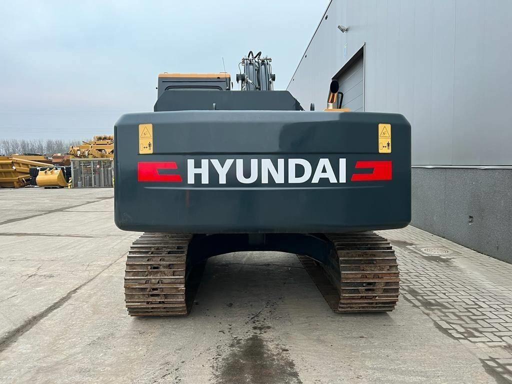 Hyundai R 210 - حفارات زحافة: صور 4 Hyundai R 210 - حفارات زحافة: صور 4