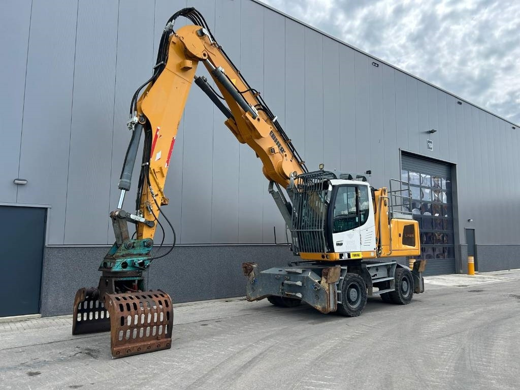Liebherr LH 24 M - حفارة النقل والشحن: صور 2 Liebherr LH 24 M - حفارة النقل والشحن: صور 2