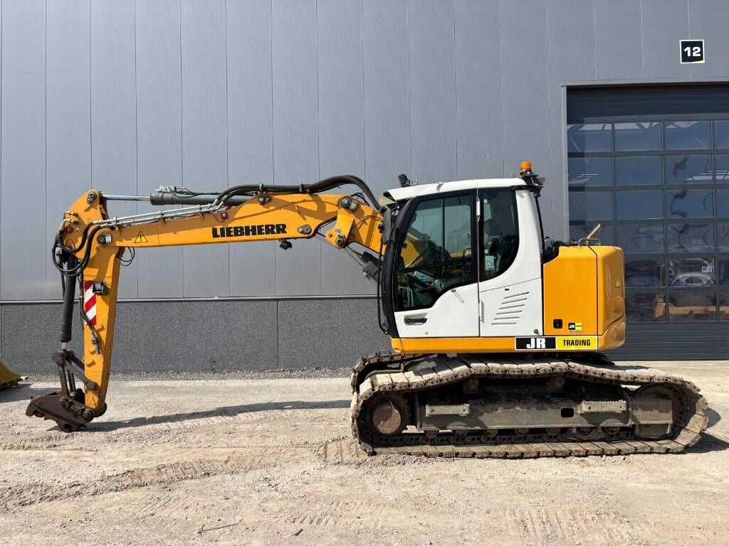 Liebherr R 914 Compact Litronic Liebherr R 914 Compact Litronic - حفارات زحافة: صور 1 Liebherr R 914 Compact Litronic Liebherr R 914 Compact Litronic - حفارات زحافة: صور 1