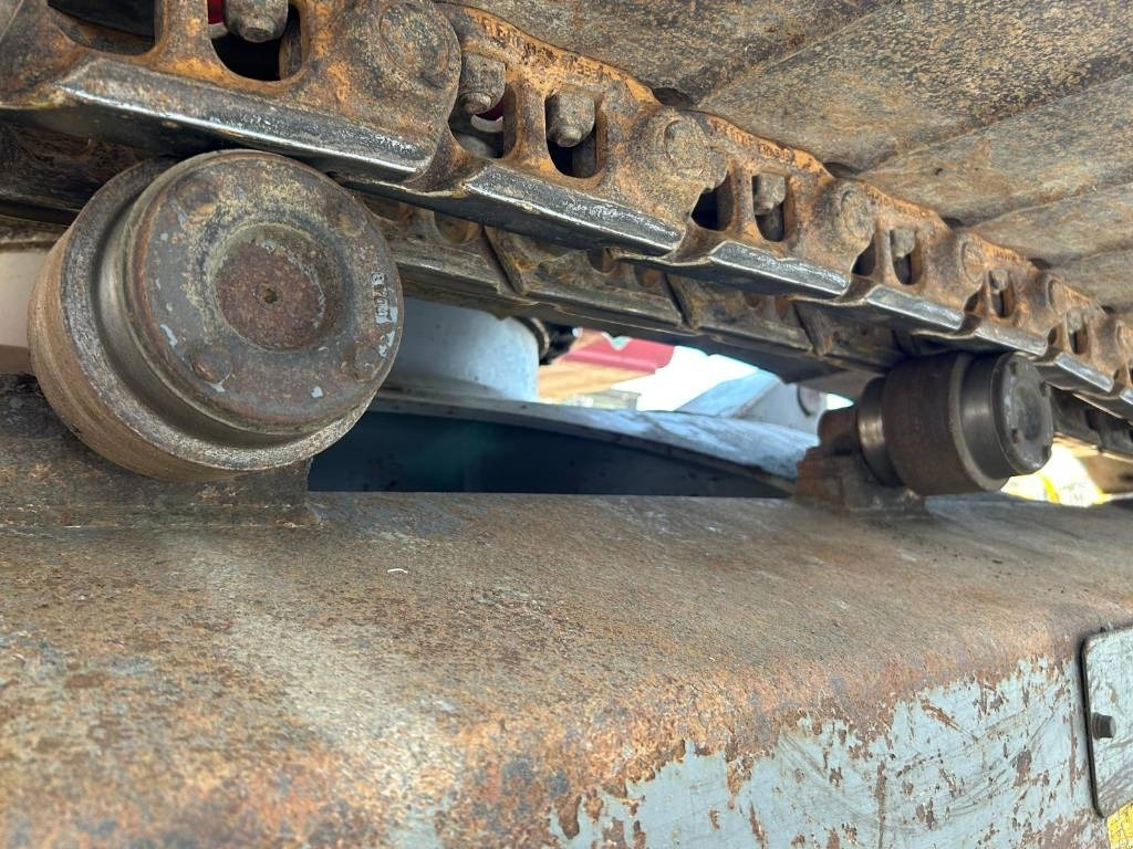 حفارات زحافة Takeuchi TB 2150 R: صور 36 حفارات زحافة Takeuchi TB 2150 R: صور 36