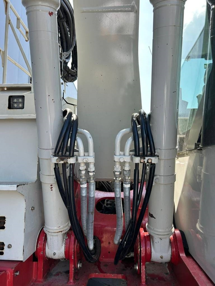 حفارات زحافة Takeuchi TB 2150 R: صور 28 حفارات زحافة Takeuchi TB 2150 R: صور 28