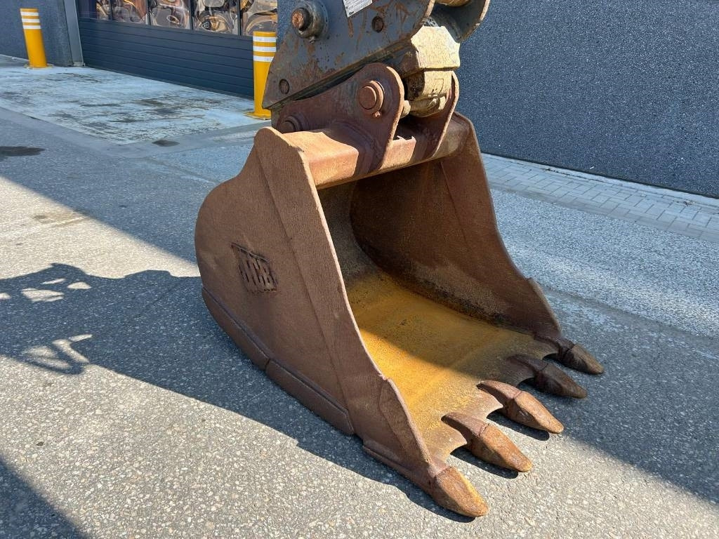 حفارات زحافة Takeuchi TB 2150 R: صور 15 حفارات زحافة Takeuchi TB 2150 R: صور 15