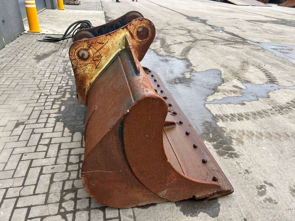 Volvo EC 480 E L coupler + bucket - بكت - آلات البناء: صور 5 Volvo EC 480 E L coupler + bucket - بكت - آلات البناء: صور 5
