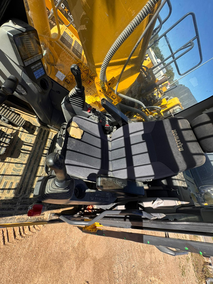 KOMATSU PC210 NLC-11 - حفارة مصغرة: صور 5 KOMATSU PC210 NLC-11 - حفارة مصغرة: صور 5