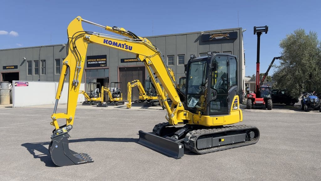 Komatsu PC55MR-5 - حفارة مصغرة: صور 1 Komatsu PC55MR-5 - حفارة مصغرة: صور 1