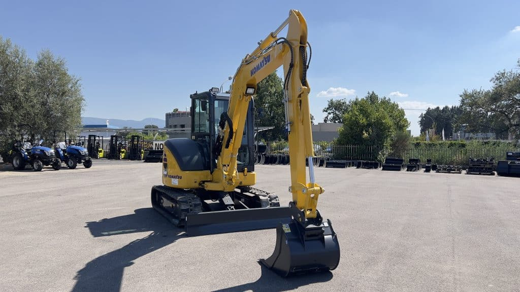 Komatsu PC55MR-5 - حفارة مصغرة: صور 3 Komatsu PC55MR-5 - حفارة مصغرة: صور 3