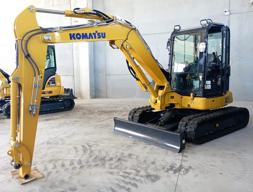 Komatsu PC58MR-5E0 - حفارة مصغرة: صور 1 Komatsu PC58MR-5E0 - حفارة مصغرة: صور 1