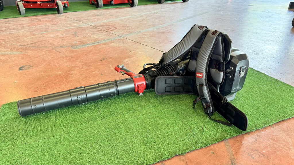 Toro – Zaino e soffiatore Revolution 66200 - معدات الحدائق: صور 5 Toro – Zaino e soffiatore Revolution 66200 - معدات الحدائق: صور 5