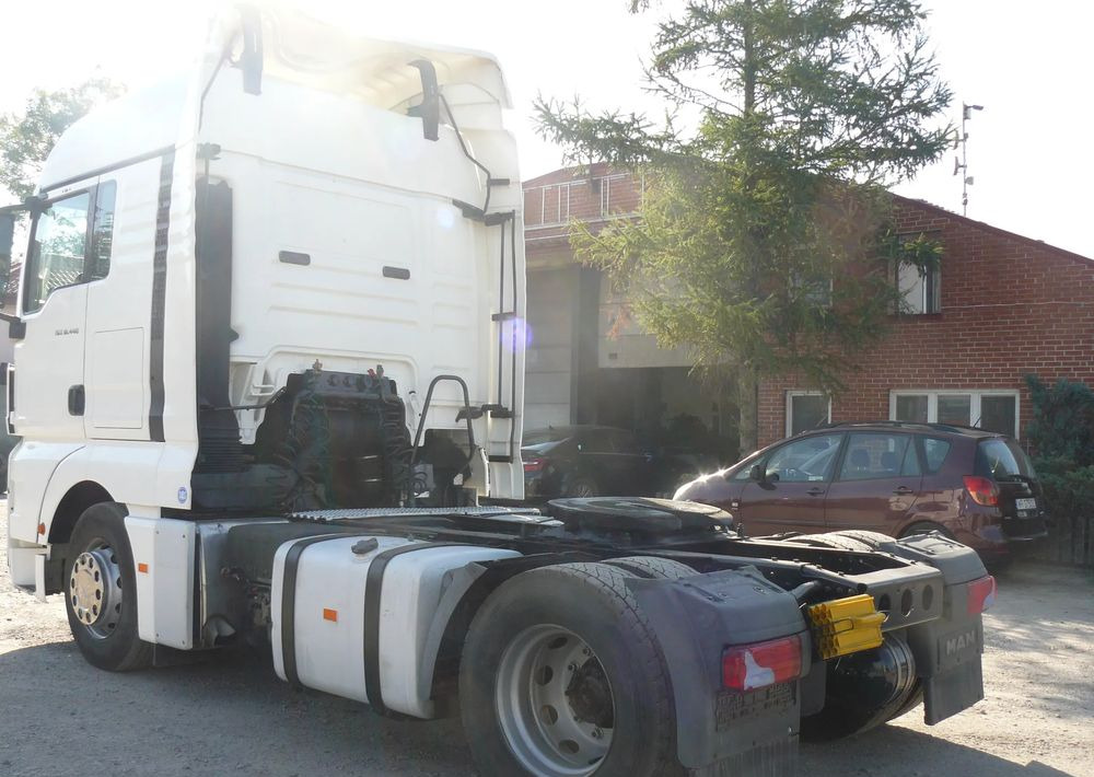MAN tgx 18 440 - شاحنة جرار: صور 4 MAN tgx 18 440 - شاحنة جرار: صور 4