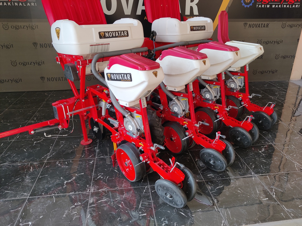 Novatar Pneumatic Seed Drill Machine - وضع البذور فى خطوط: صور 1 Novatar Pneumatic Seed Drill Machine - وضع البذور فى خطوط: صور 1