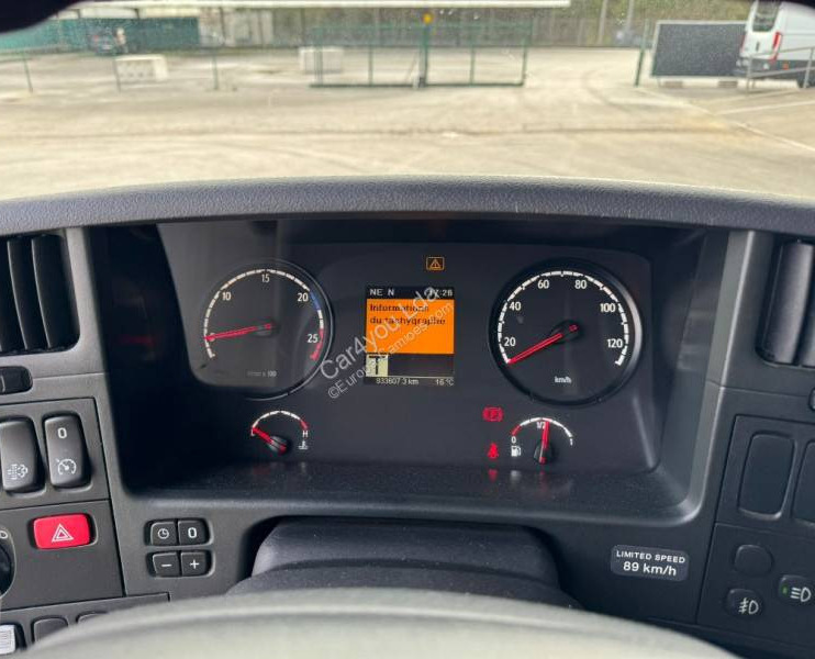 شاحنة نقل سيارات شاحنة Scania P 450: صور 12