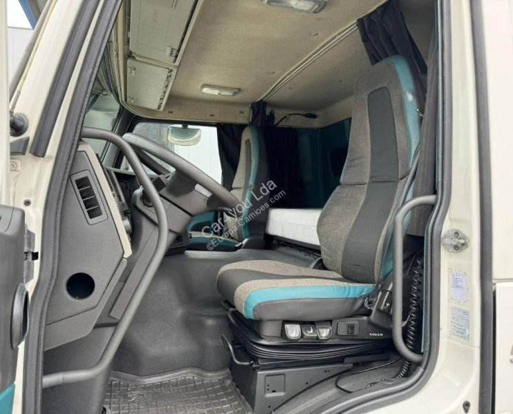 شاحنة نقل سيارات شاحنة Volvo FM: صور 18 شاحنة نقل سيارات شاحنة Volvo FM: صور 18