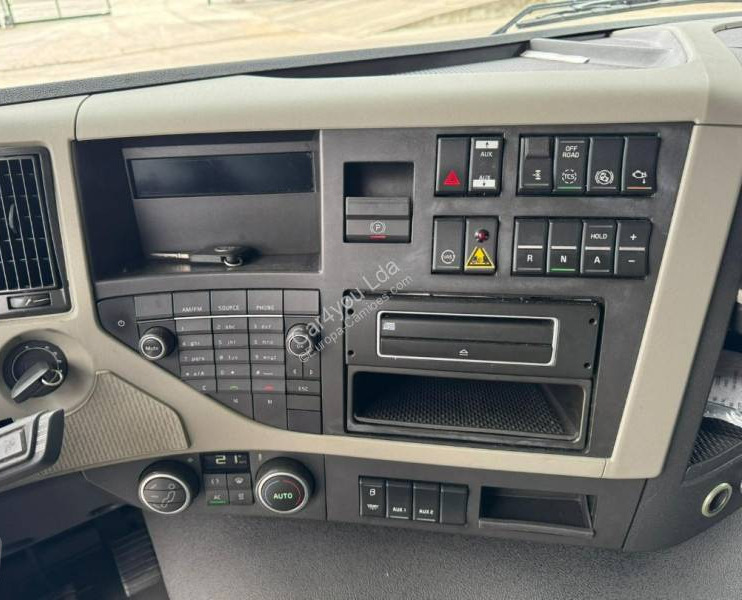 شاحنة نقل سيارات شاحنة Volvo FM: صور 15 شاحنة نقل سيارات شاحنة Volvo FM: صور 15