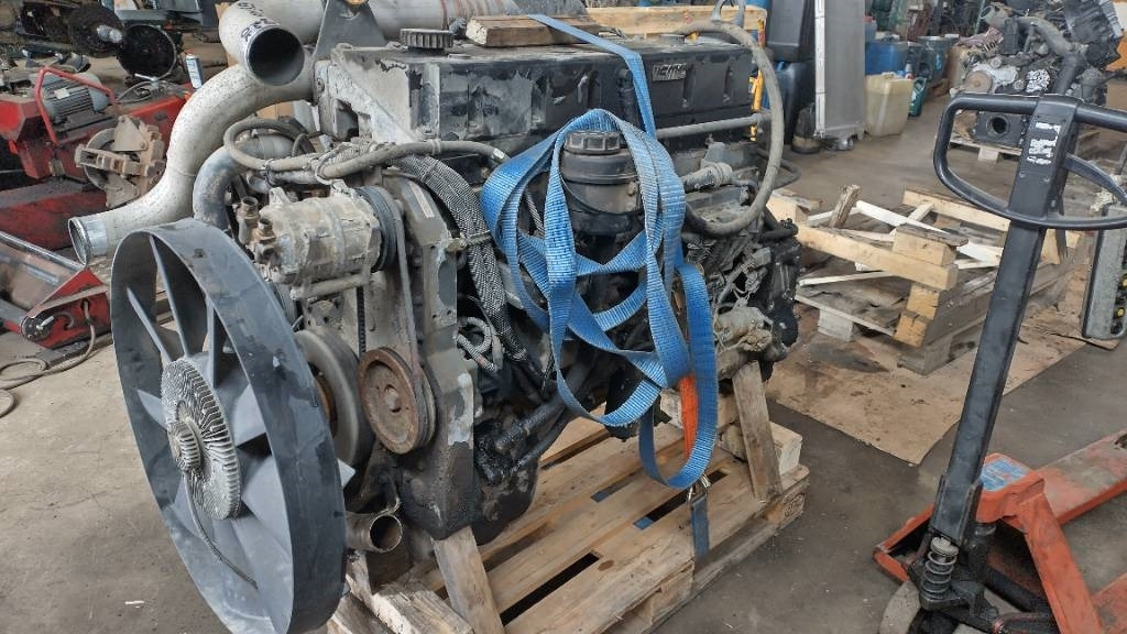 Cummins Isme 11 L - المحرك - شاحنة: صور 1 Cummins Isme 11 L - المحرك - شاحنة: صور 1