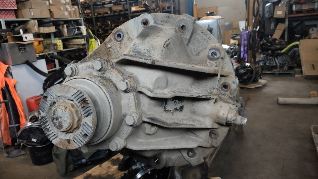 MAN HY-1350 takaperä 3,70 - المحور و قطع الغيار - شاحنة: صور 3 MAN HY-1350 takaperä 3,70 - المحور و قطع الغيار - شاحنة: صور 3