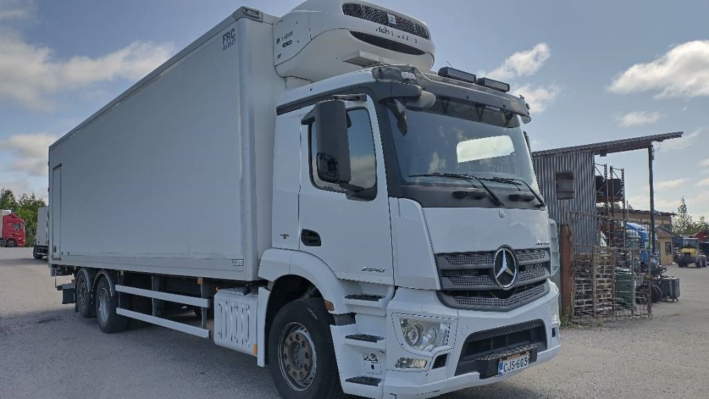 Mercedes-Benz Antos 2540 9,5m kylmäkori,Frc 2027 - مبردة شاحنة: صور 2 Mercedes-Benz Antos 2540 9,5m kylmäkori,Frc 2027 - مبردة شاحنة: صور 2