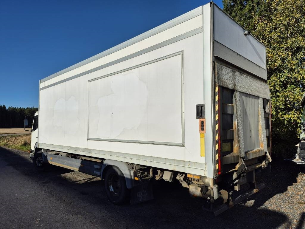 Mercedes-Benz Atego 1223 umpikori+pl nostin - بصندوق مغلق شاحنة: صور 4 Mercedes-Benz Atego 1223 umpikori+pl nostin - بصندوق مغلق شاحنة: صور 4