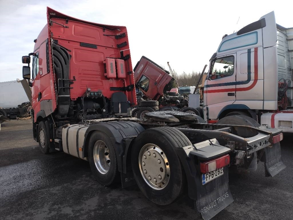 Renault T480 6x2 veturi - شاحنة جرار: صور 4 Renault T480 6x2 veturi - شاحنة جرار: صور 4
