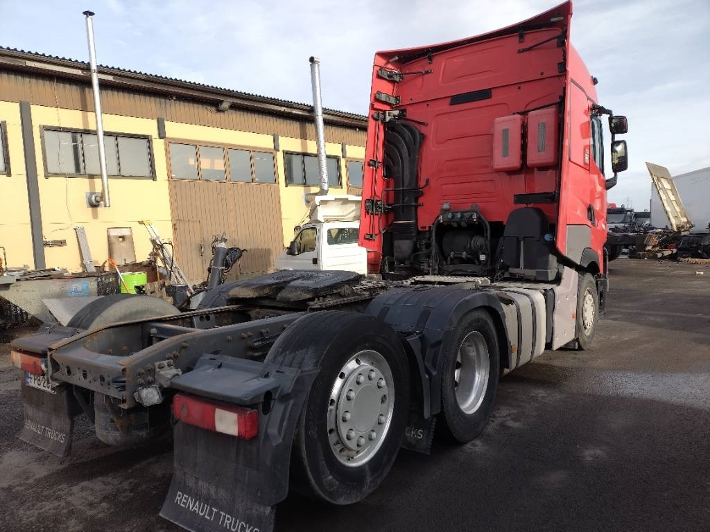 Renault T480 6x2 veturi - شاحنة جرار: صور 3 Renault T480 6x2 veturi - شاحنة جرار: صور 3