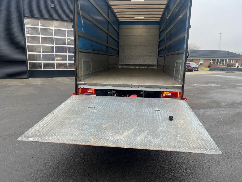 Scania P 450 täysilma,liukukapellilava,alulaidat, vetovar - شاحنات مسطحة: صور 5 Scania P 450 täysilma,liukukapellilava,alulaidat, vetovar - شاحنات مسطحة: صور 5