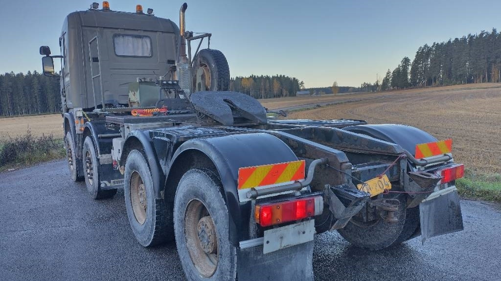 Scania R144 530 8x4 RASKASVETURI  - شاحنة جرار: صور 3 Scania R144 530 8x4 RASKASVETURI  - شاحنة جرار: صور 3