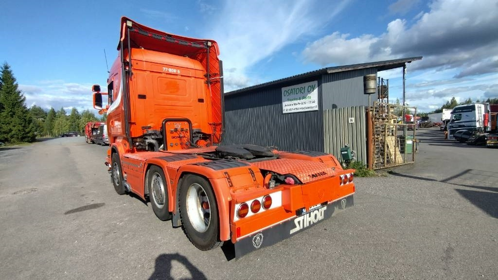 Scania R520 6x2 väliteliveturi,hyvät varusteet - شاحنة جرار: صور 4 Scania R520 6x2 väliteliveturi,hyvät varusteet - شاحنة جرار: صور 4