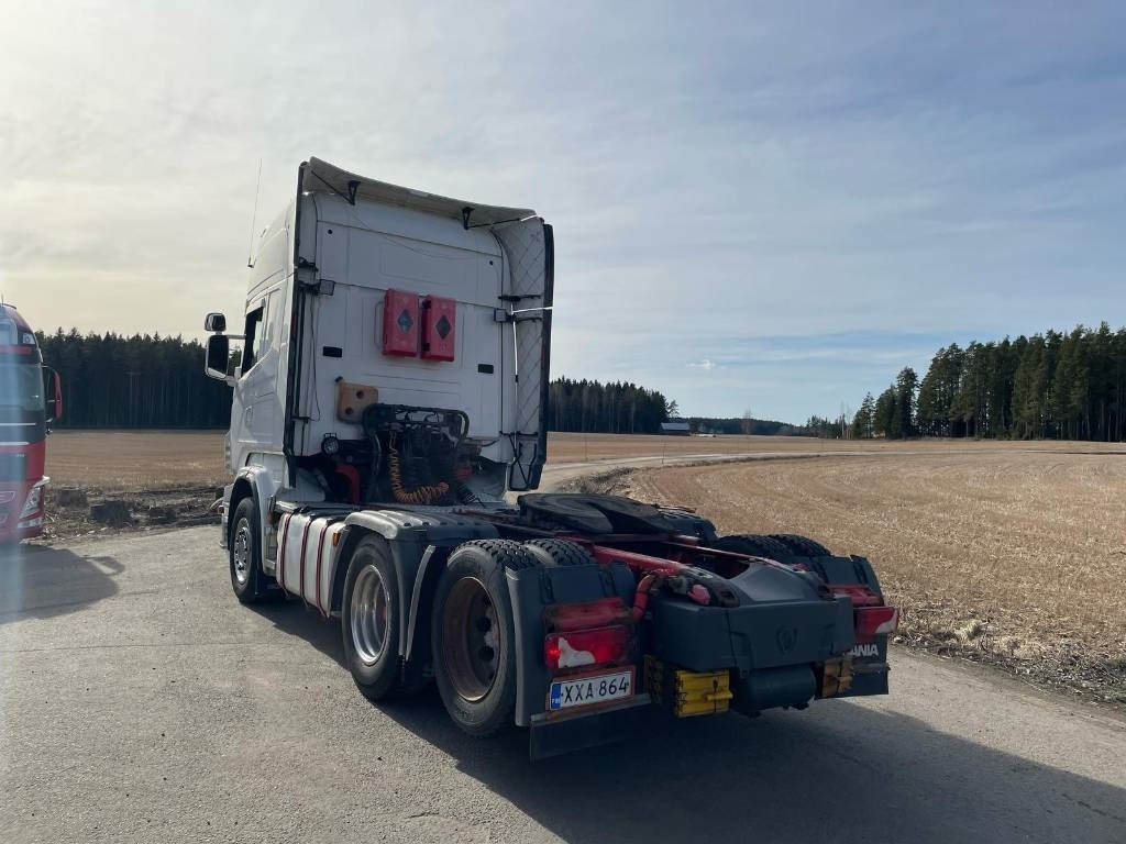 Scania R560 6x2 veturi - شاحنة جرار: صور 3 Scania R560 6x2 veturi - شاحنة جرار: صور 3