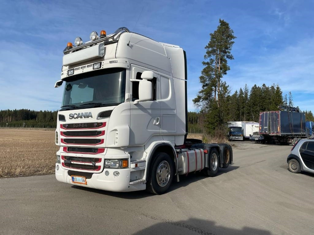 Scania R560 6x2 veturi - شاحنة جرار: صور 1 Scania R560 6x2 veturi - شاحنة جرار: صور 1