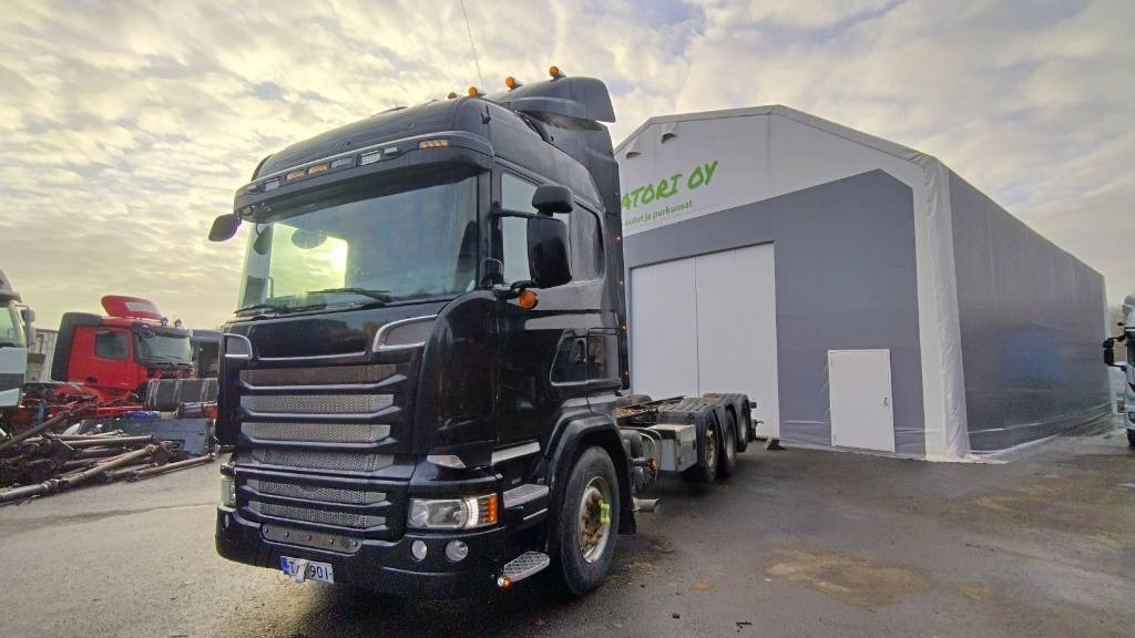 Scania R580 8x2 täysilma alusta,8m runko - الشاسيه شاحنة: صور 2 Scania R580 8x2 täysilma alusta,8m runko - الشاسيه شاحنة: صور 2