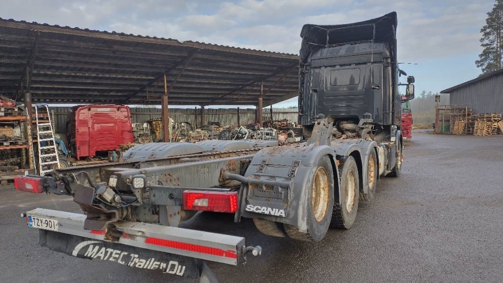 Scania R580 8x2 täysilma alusta,8m runko - الشاسيه شاحنة: صور 3 Scania R580 8x2 täysilma alusta,8m runko - الشاسيه شاحنة: صور 3