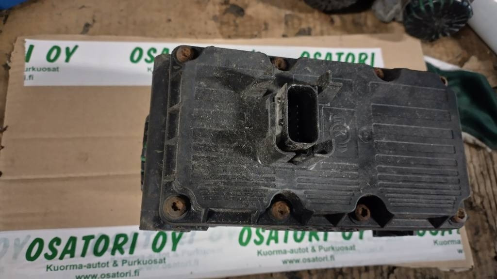 Volvo ELC venttiililohko FH4 - الإطار/ الشاسيه - شاحنة: صور 1 Volvo ELC venttiililohko FH4 - الإطار/ الشاسيه - شاحنة: صور 1