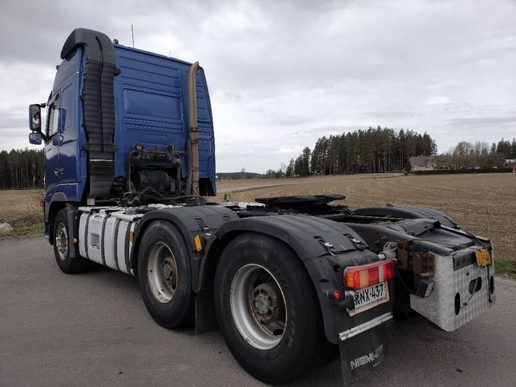 Volvo FH16 580 6x4 veturi, hydrauliikka - شاحنة جرار: صور 4 Volvo FH16 580 6x4 veturi, hydrauliikka - شاحنة جرار: صور 4