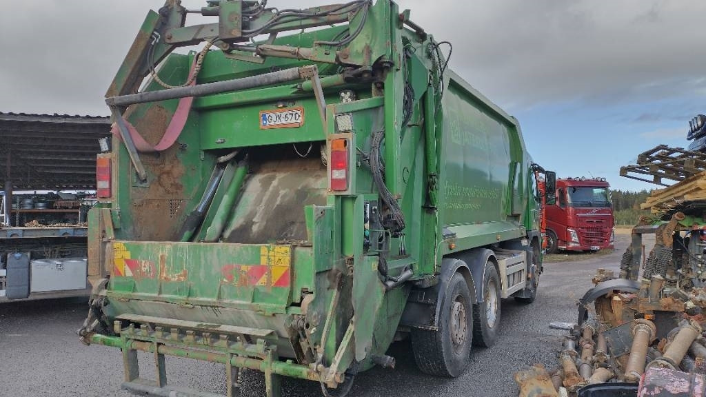 Volvo FM330 6x2 Norba pakkaaja,molokki nostin, manuaali  - شاحنة القمامة: صور 4 Volvo FM330 6x2 Norba pakkaaja,molokki nostin, manuaali  - شاحنة القمامة: صور 4
