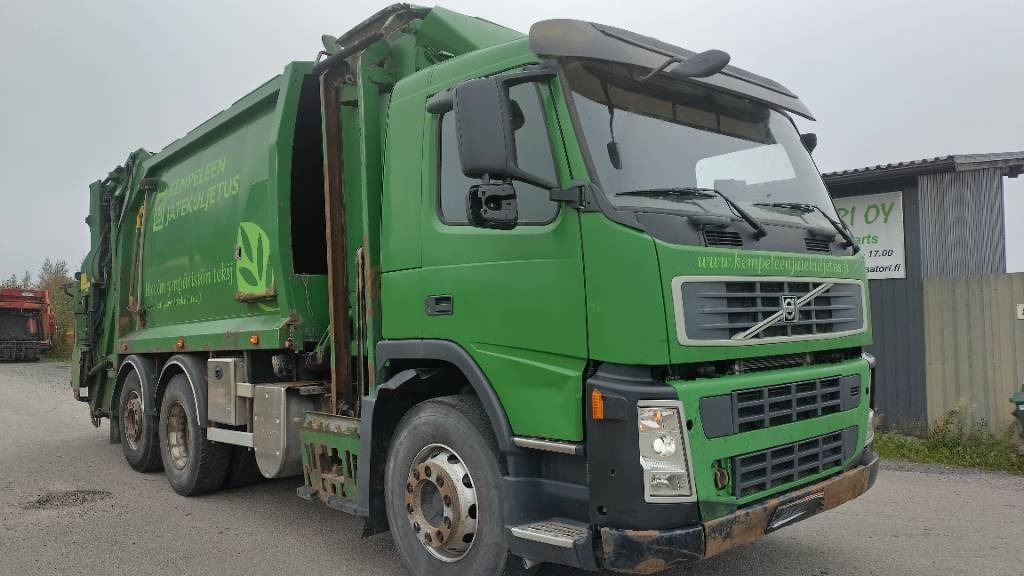 Volvo FM9 6x2 pakkaaja +nostin +etukippo - شاحنة القمامة: صور 4 Volvo FM9 6x2 pakkaaja +nostin +etukippo - شاحنة القمامة: صور 4